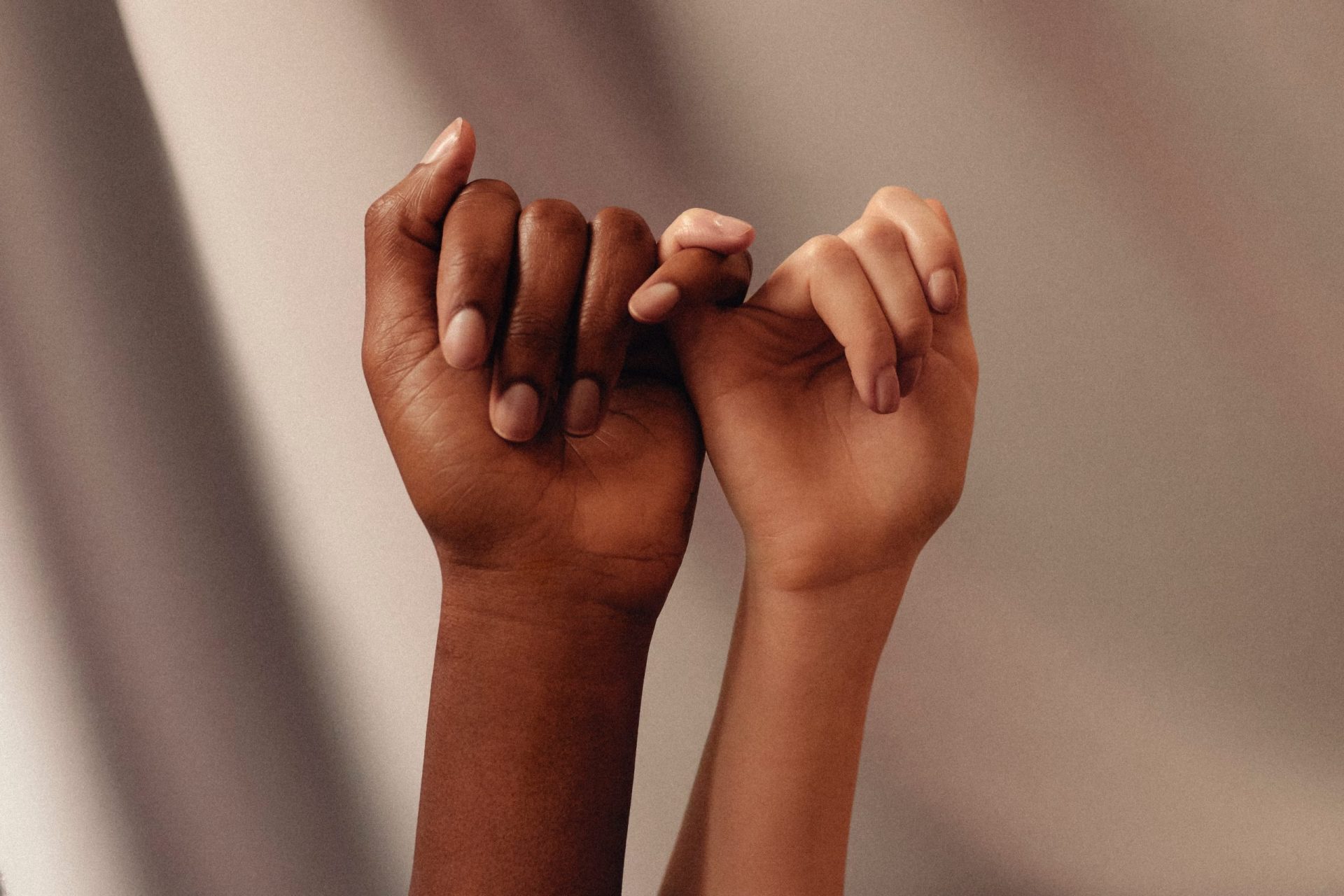 healthy-friendships-flourish-psychology